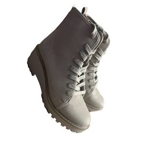 Women’s Dolce Vita Rachal Boots New Without Tags Thick Sole Heel Size 8.5